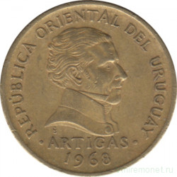 Монета. Уругвай. 5 песо 1968 год.
