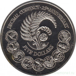 Монета. Новая Зеландия. 5 долларов 1992 год. 25 лет десятичной системе национальной валюты.