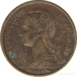 Монета. Реюньон. 10 франков 1972 год.