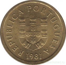 Монета. Португалия. 1 эскудо 1981 год.