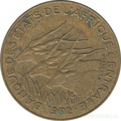 Монета. Центральноафриканский экономический и валютный союз (ВЕАС). 10 франков 1992 год.