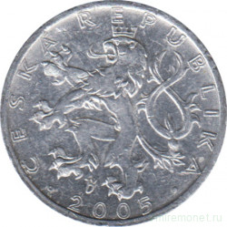 Монета. Чехия. 50 геллеров 2005 год.
