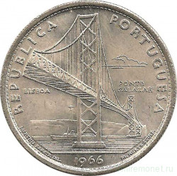 Монета. Португалия. 20 эскудо 1966 год. Открытие моста Антониу Салазара.