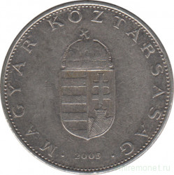 Монета. Венгрия. 10 форинтов 2005 год.