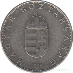 Монета. Венгрия. 10 форинтов 2006 год.