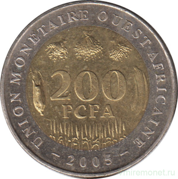 Монета. Западноафриканский экономический и валютный союз (ВСЕАО). 200 франков 2005 год.