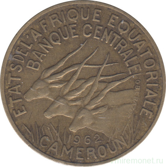 Монета. Экваториальная Африка (КФА). Камерун. 10 франков 1962 год.