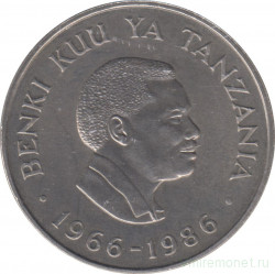 Монета. Танзания. 20 шиллингов 1986 год. 20 лет Центральному банку.