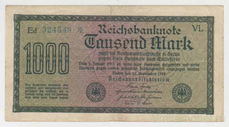 Банкнота. Германия. Веймарская республика. 1000 марок 1922 год. Водяной знак - тип 3. Серийный номер - буква, шесть цифр (зелёные), звёздочка, две буквы. Ошибка (в слове Reichsbanknote вместо первой "е" буква "c").