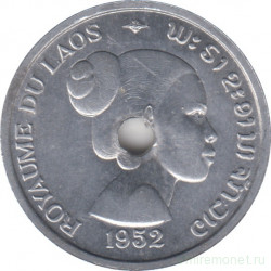 Монета. Колролевство Лаос. 10 сантимов 1952 год.