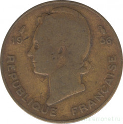 Монета. Французская Западная Африка. 10 франков 1956 год.