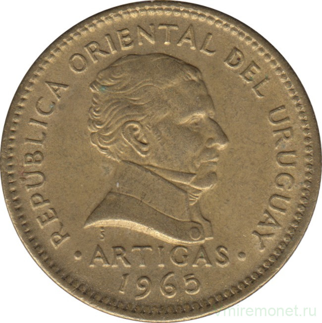 Монета. Уругвай. 10 песо 1965 год.