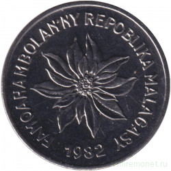 Монета. Мадагаскар. 2 франка 1982 год.