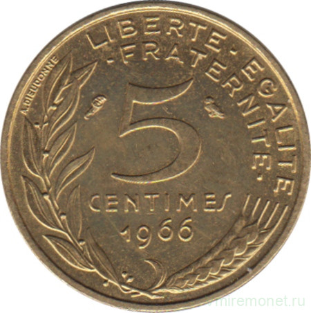 Монета. Франция. 5 сантимов 1966 год.