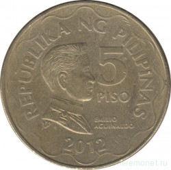 Монета. Филиппины. 5 песо 2012 год.