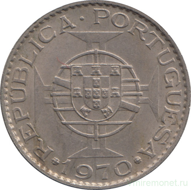 Монета. Мозамбик. 10 эскудо 1970 год.