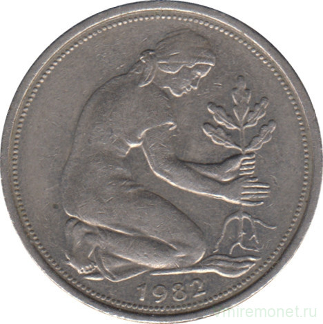 Монета. ФРГ. 50 пфеннигов 1982 год. Монетный двор - Гамбург (J).
