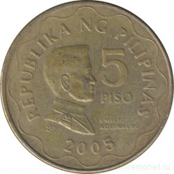 Монета. Филиппины. 5 песо 2005 год.