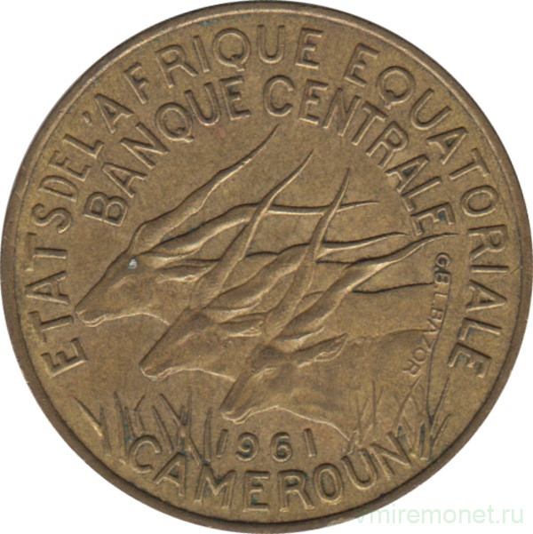 Монета. Экваториальная Африка (КФА). Камерун. 10 франков 1961 год.