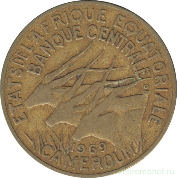 Монета. Экваториальная Африка (КФА). Камерун. 10 франков 1969 год.