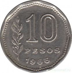 Монета. Аргентина. 10 песо 1966 год.