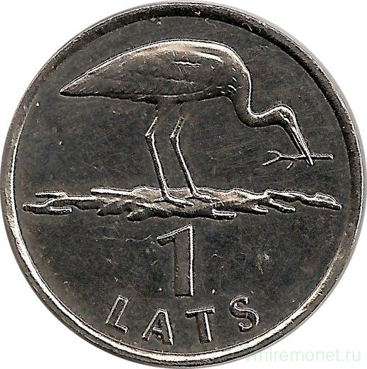 Монета. Латвия. 1 лат 2001 год. Аист.