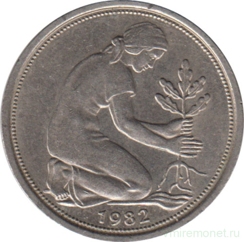 Монета. ФРГ. 50 пфеннигов 1982 год. Монетный двор - Карлсруэ (G).