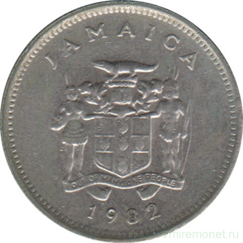 Монета. Ямайка. 5 центов 1982 год.