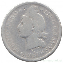 Монета. Доминиканская республика. 1/2 песо 1937 год.