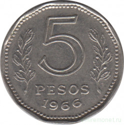 Монета. Аргентина. 5 песо 1966 год.