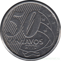 Монета. Бразилия. 50 сентаво 2005 год.