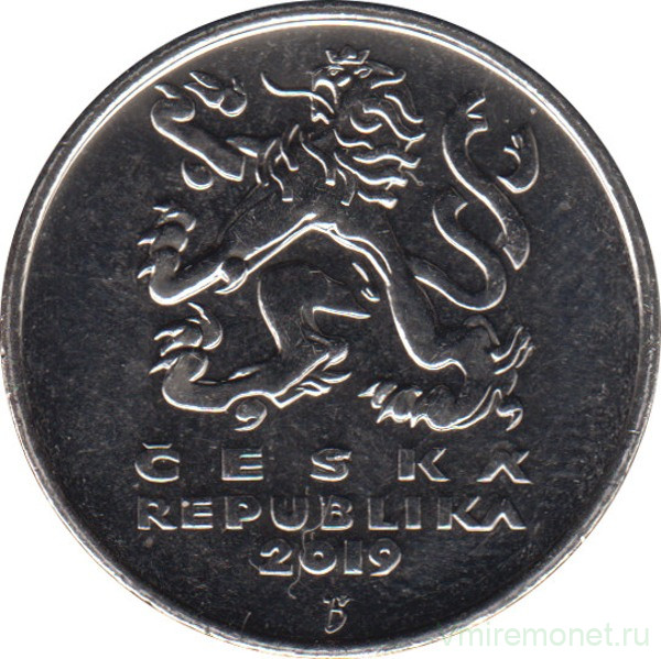 Монета. Чехия. 5 крон 2019 год.