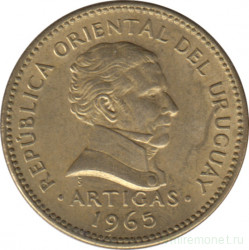 Монета. Уругвай. 1 песо 1965 год.