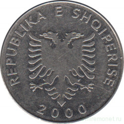Монета. Албания. 5 леков 2000 год.