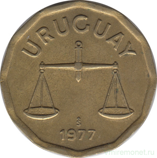 Монета. Уругвай. 50 сентесимо 1977 год.