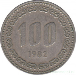 Монета. Южная Корея. 100 вон 1982 год.
