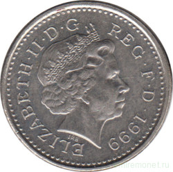 Монета. Великобритания. 5 пенсов 1999 год.