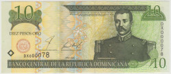 Банкнота. Доминиканская республика. 10 песо 2001 год. Тип 168a.