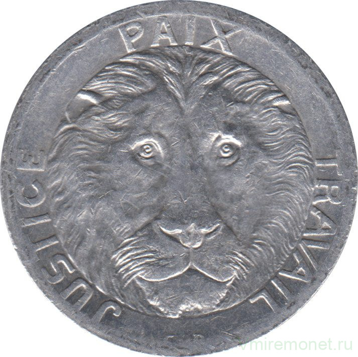 Монета. Конго. 10 франков 1965 год.