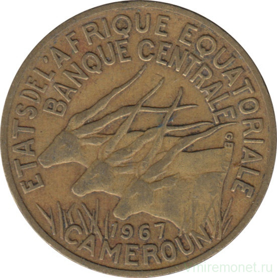 Монета. Экваториальная Африка (КФА). Камерун. 10 франков 1967 год.