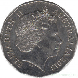 Монета. Австралия. 50 центов 2013 год.