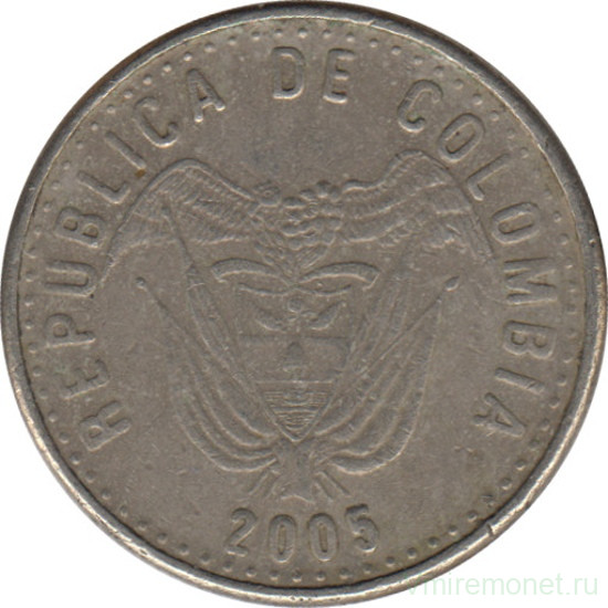 Монета. Колумбия. 50 песо 2005 год.
