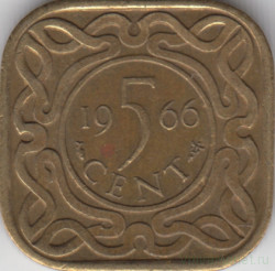 Монета. Суринам. 5 центов 1966 год. Рыба.