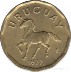 Монета. Уругвай. 10 сентесимо 1977 год.
