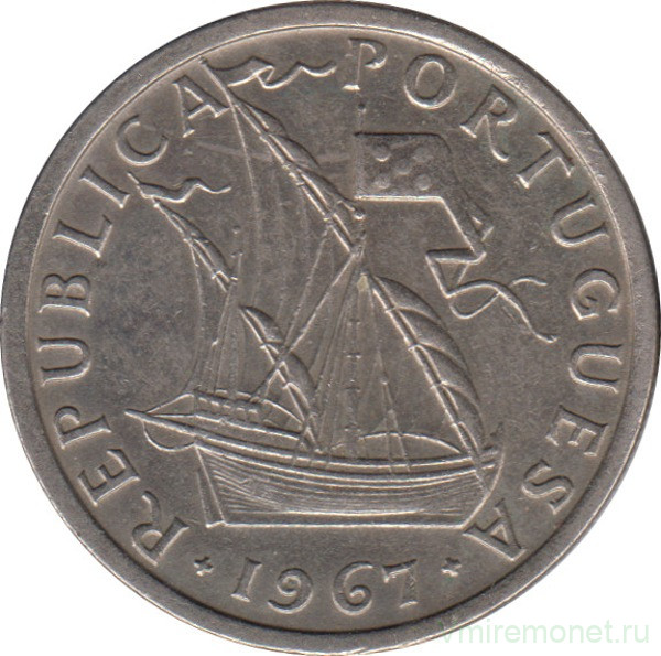Монета. Португалия. 5 эскудо 1967 год.