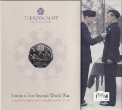 Монета. Великобритания. 50 пенсов 2025 год. Истории о Второй мировой войне. В буклете.