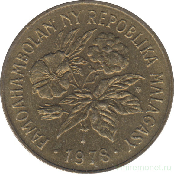 Монета. Мадагаскар. 20 франков 1978 год.