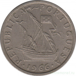 Монета. Португалия. 5 эскудо 1966 год.