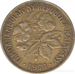 Монета. Мадагаскар. 20 франков 1971 год.