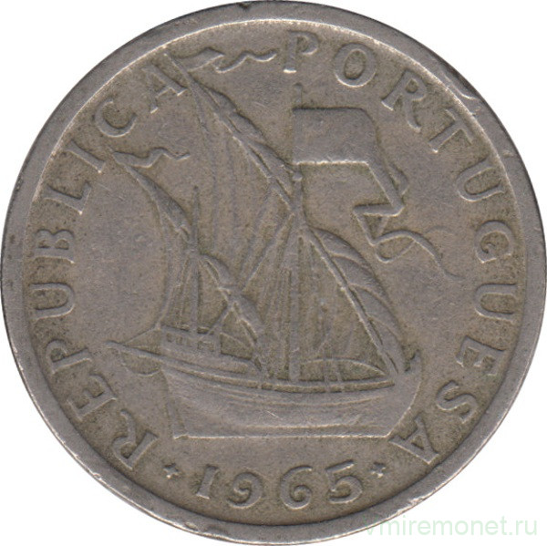 Монета. Португалия. 5 эскудо 1965 год.